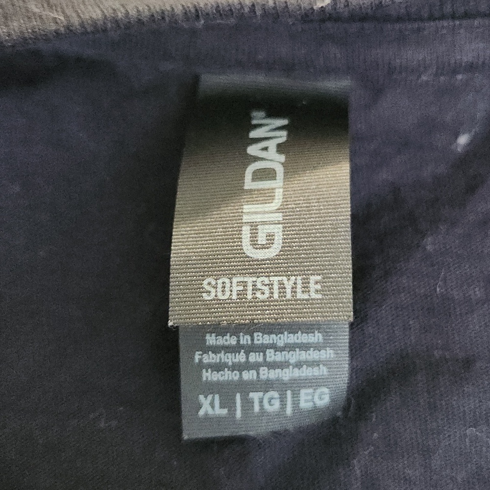 Gildan 'Howdy 21' Graphic T-Shirt - Picture 4 of 5